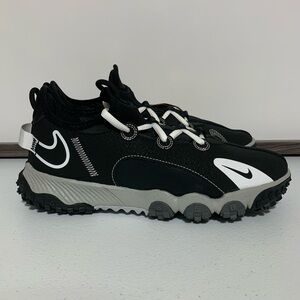 Nike Future Field Cleats-Size 6 Youth/6 Men’s/7.5 Women’s